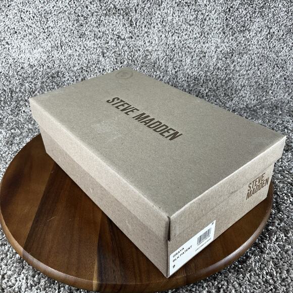 SIZE 9 - Steve Madden Graya Women's Patent Leather Flat Black Faux Strappy NEW - Picture 11 of 11